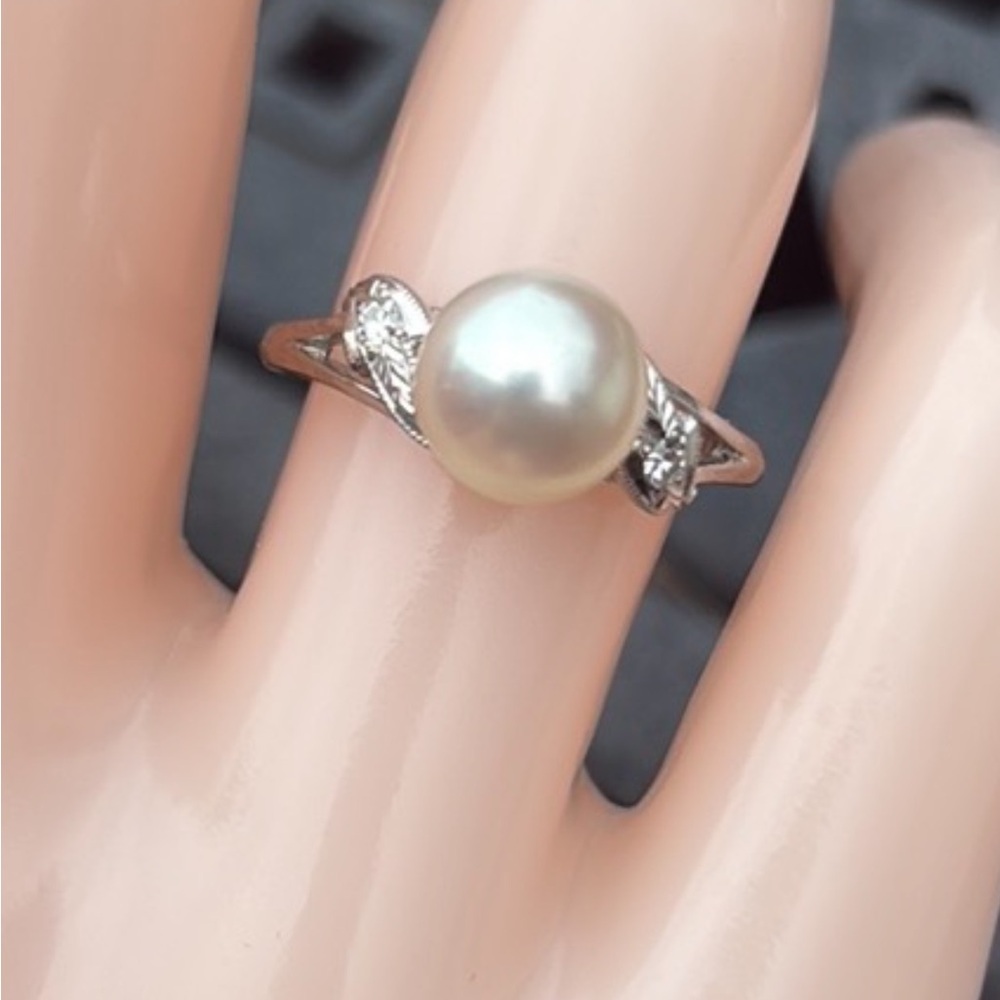 14kt White Gold Mikimoto Akoya Pearl Genuine Natural Diamond Ring Size 7 - Picture 16 of 16